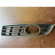 Решітка бампера ліва Volkswagen Passat B6 3C0853665A 3C0 853 665 A