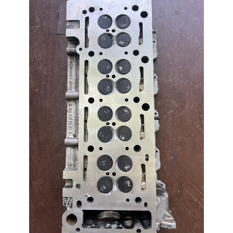 Головка блока ГБЦ Mercedes 2.2CDi R6110162001 Головка блока ГБЦ Mercedes 2.2CDi R6110162001