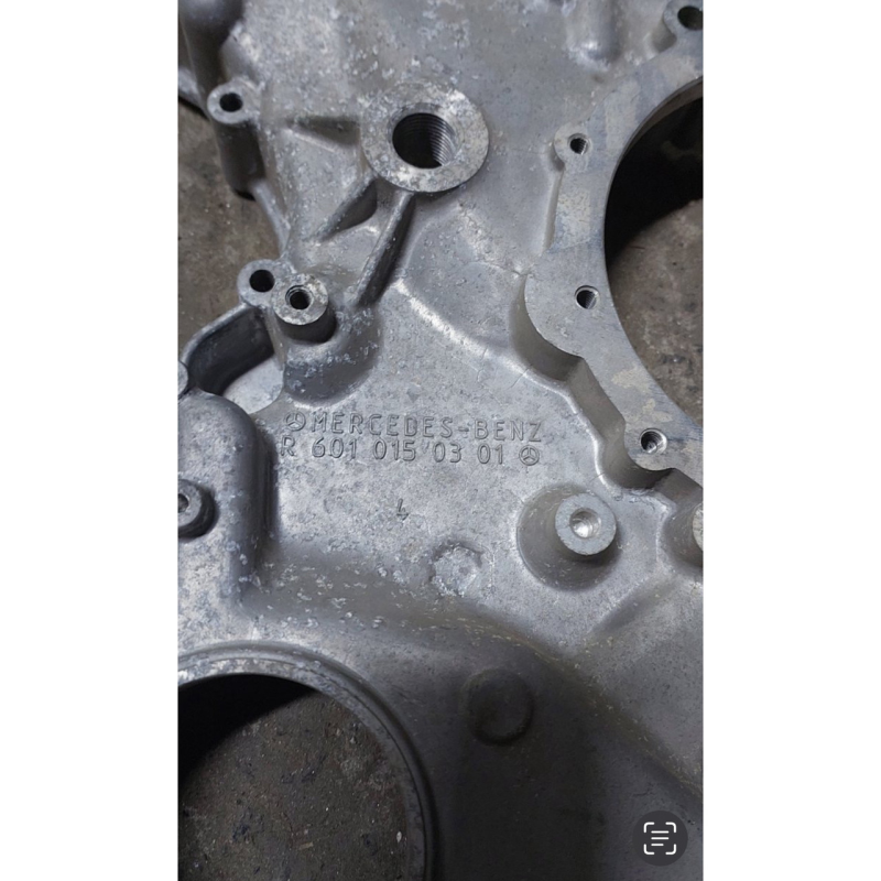 Передняя крышка двигателя, ГРМ  Mercedes OM601