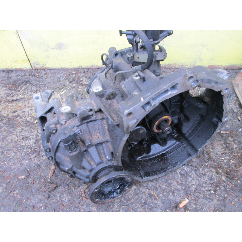 Коробка передач VW GOLF VENTO PASSAT GEARBOX 16v 02A301107B 02A 301 107 B 1.8 20vt t